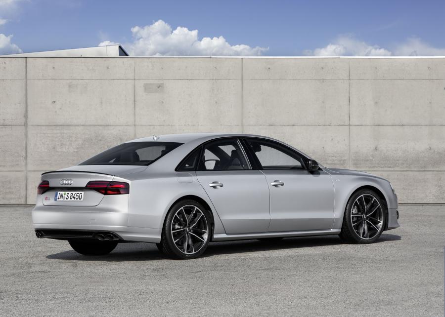  Audi S8 Plus (D4) 2015 года  (WW) (фото 28 из 47)